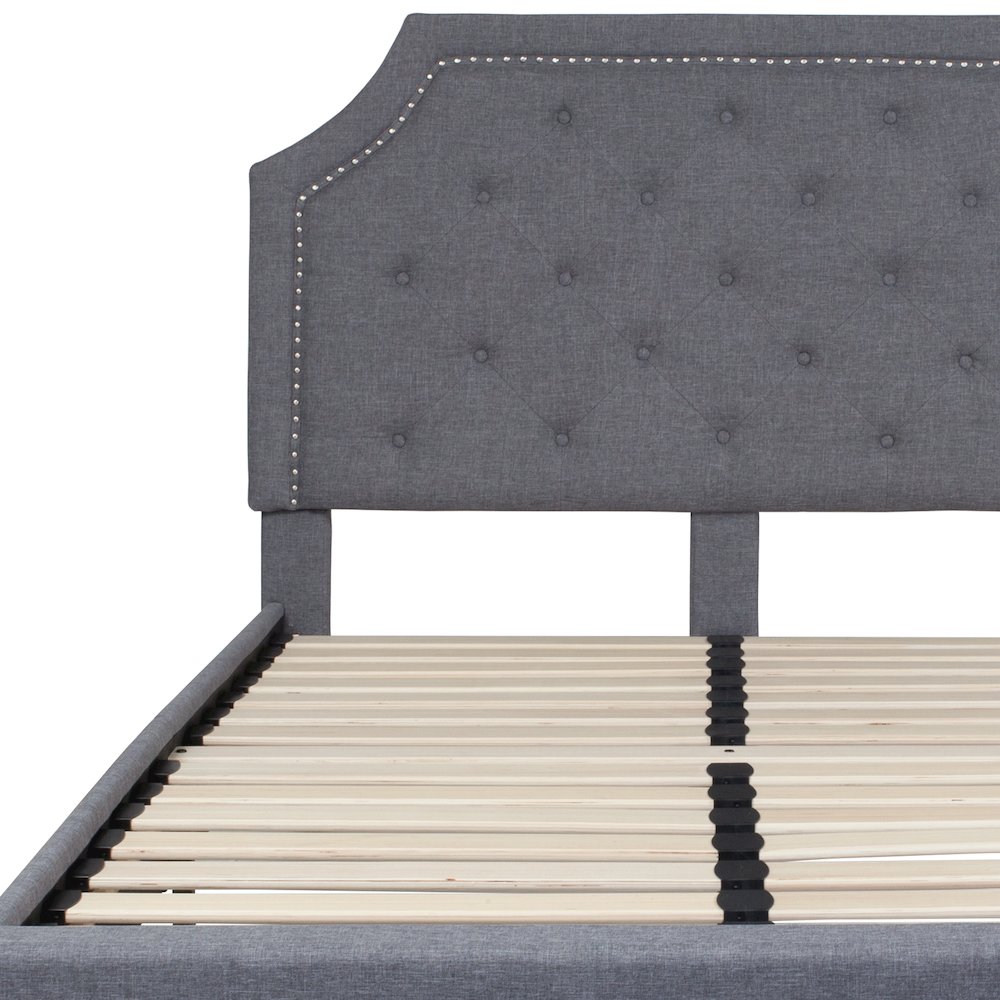 Full Size Tufted Upholstered Platform Bed in Light Gray Fabric. Picture 9