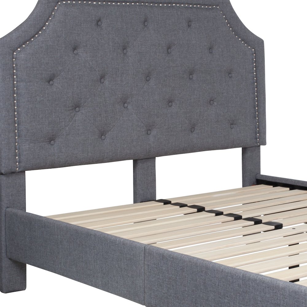 Full Size Tufted Upholstered Platform Bed in Light Gray Fabric. Picture 7