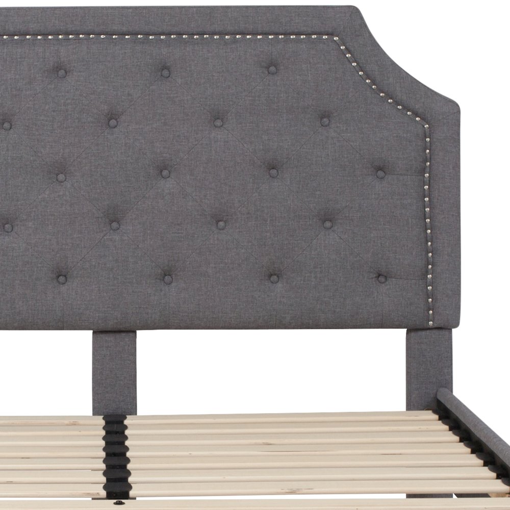 Queen Size Tufted Upholstered Platform Bed in Light Gray Fabric. Picture 9