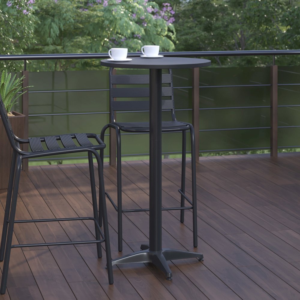 Round Bar Table for Indoor or Outdoor Use. Picture 7
