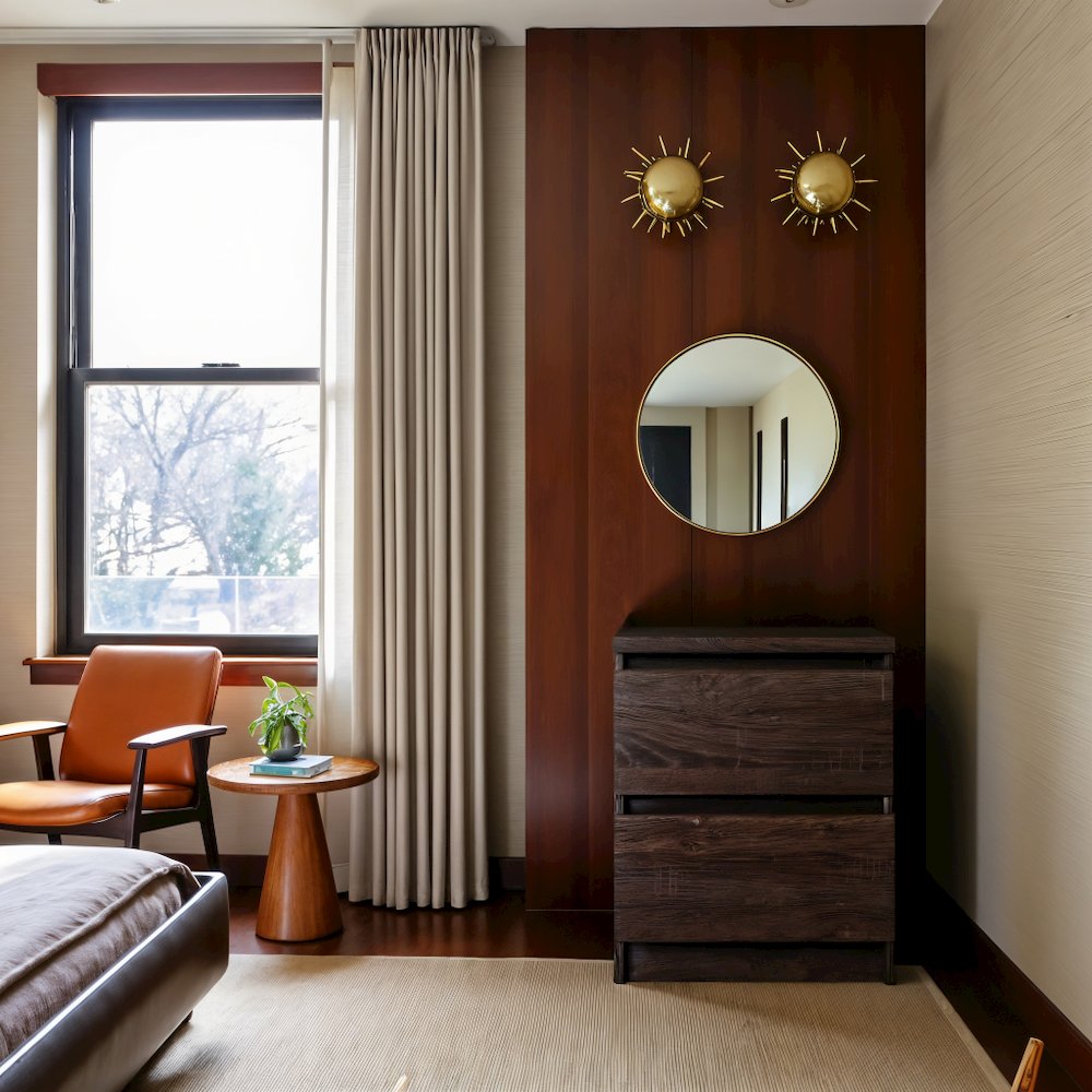 Brown 2 Drawer Nightstand - Stylish Night Stand with Drawers for Bedroom. Picture 6