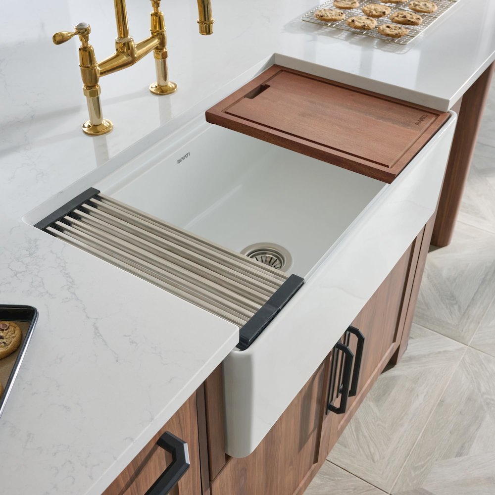 33 inch Workstation White Farmhouse Kitchen Sink Apron Front Single Bowl. Picture 2