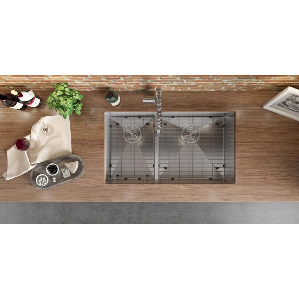 Ruvati 33-inch Low-Divide Undermount Kitchen Sink. Picture 15