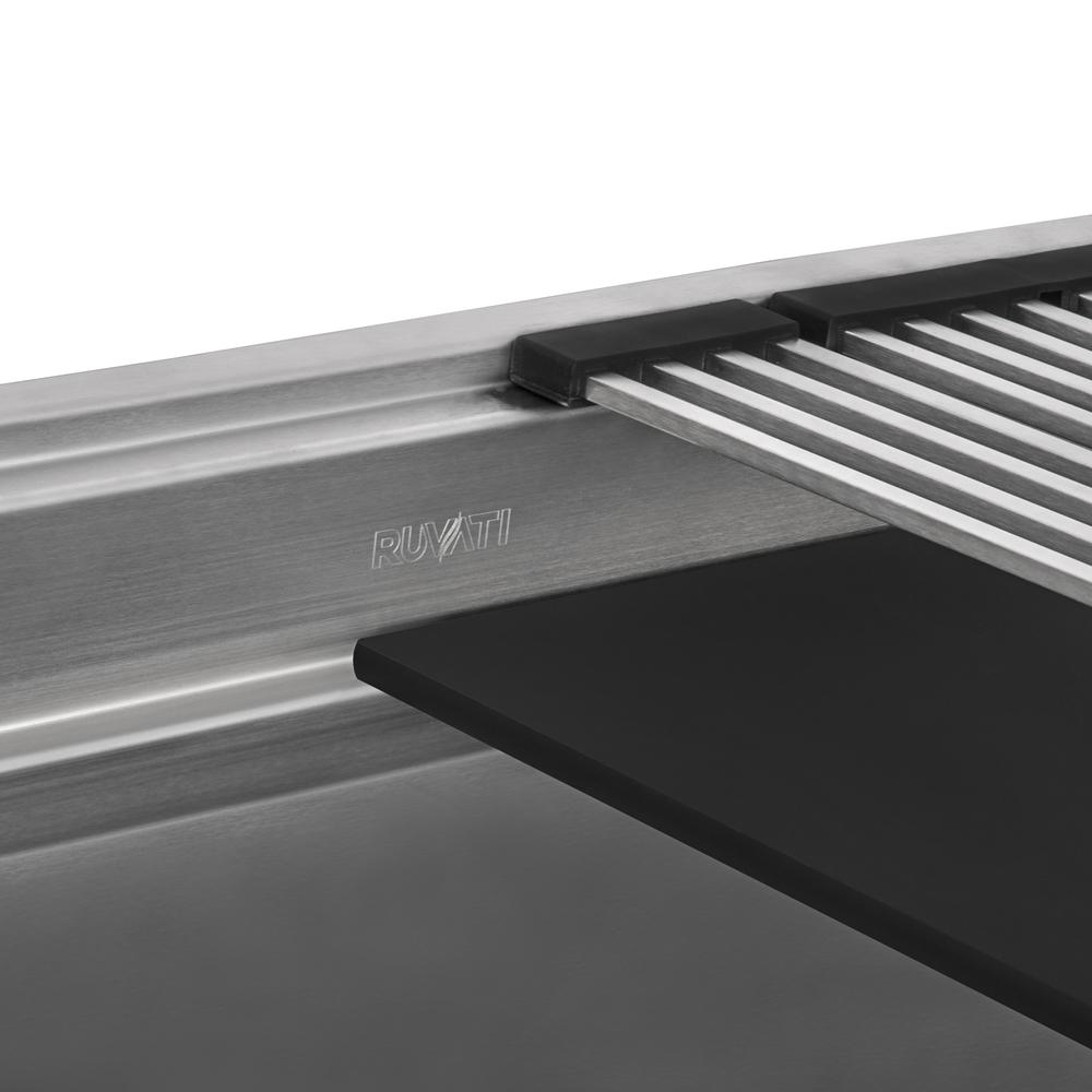 Ruvati 33-inch Workstation Two-Tiered Ledge Kitchen Sink Undermount 16 Gauge. Picture 6