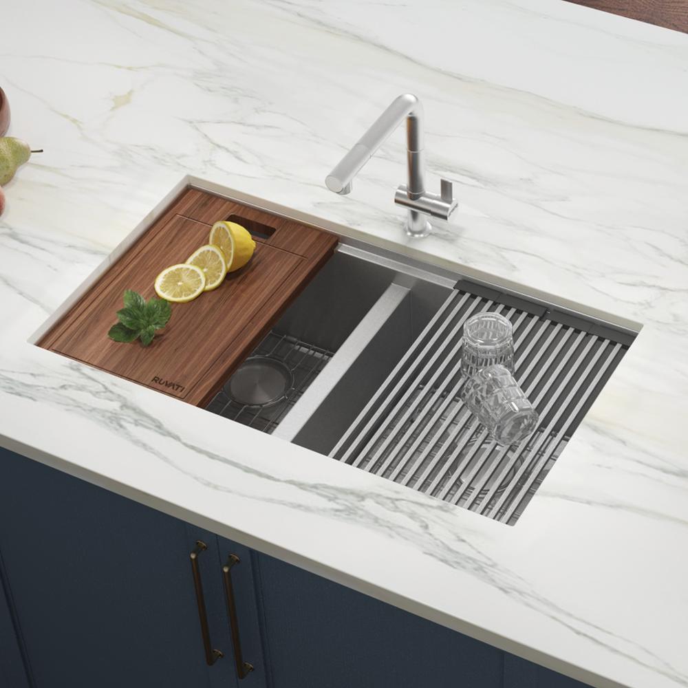 Ruvati 30in Workstation Ledge 50/50 Double Bowl Undermount 16 Gauge Kitchen Sink. Picture 13