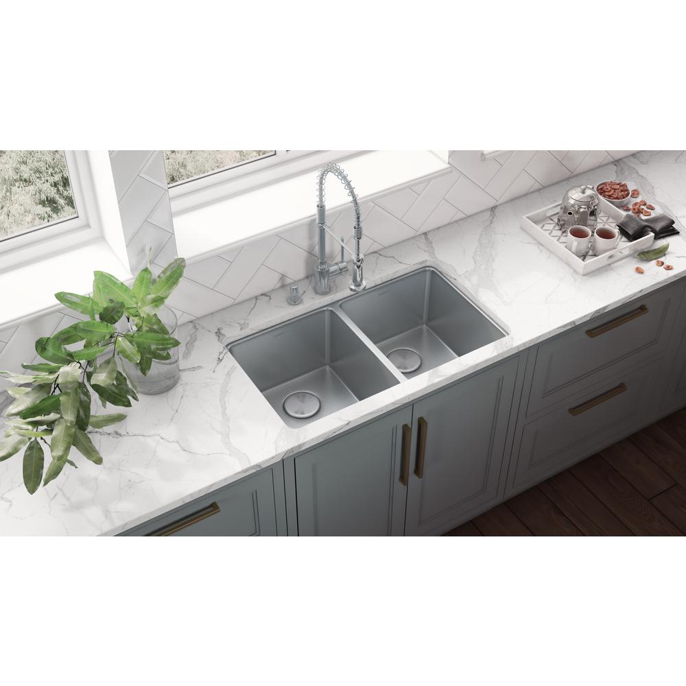 Ruvati 31-inch Undermount Kitchen Sink 50/50 Double Bowl 16 Gauge. Picture 9