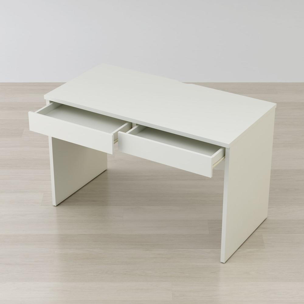 Sira 47" Desk. Picture 6