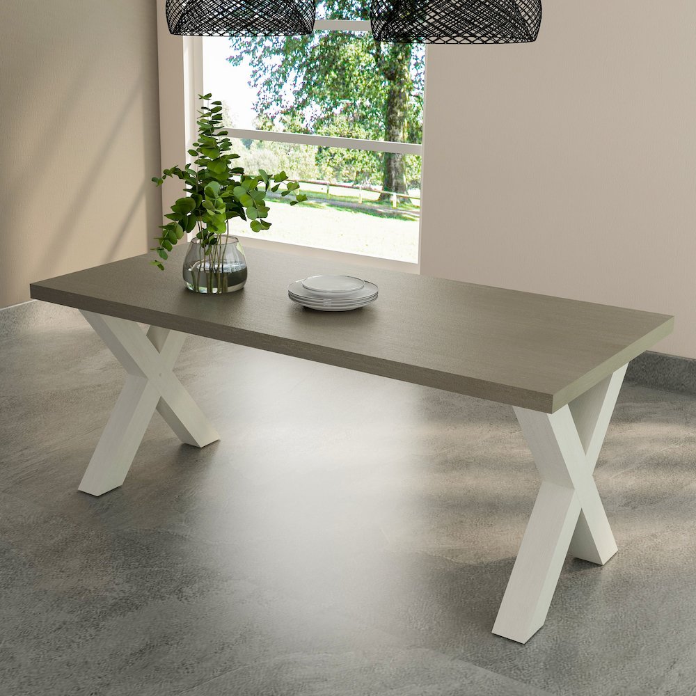 Milwaukee Dining Table. Picture 5