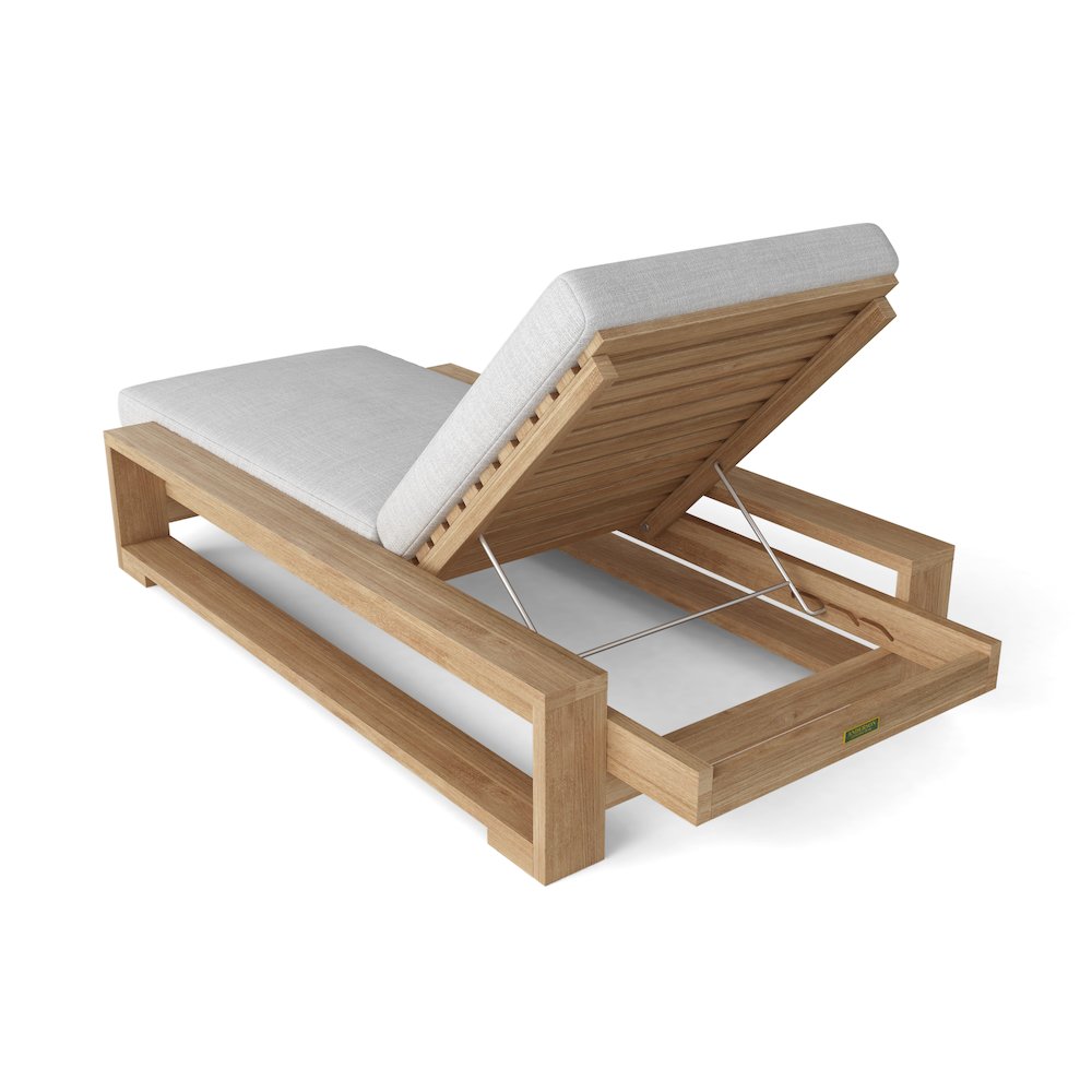 Capistrano Sun Lounger. Picture 4