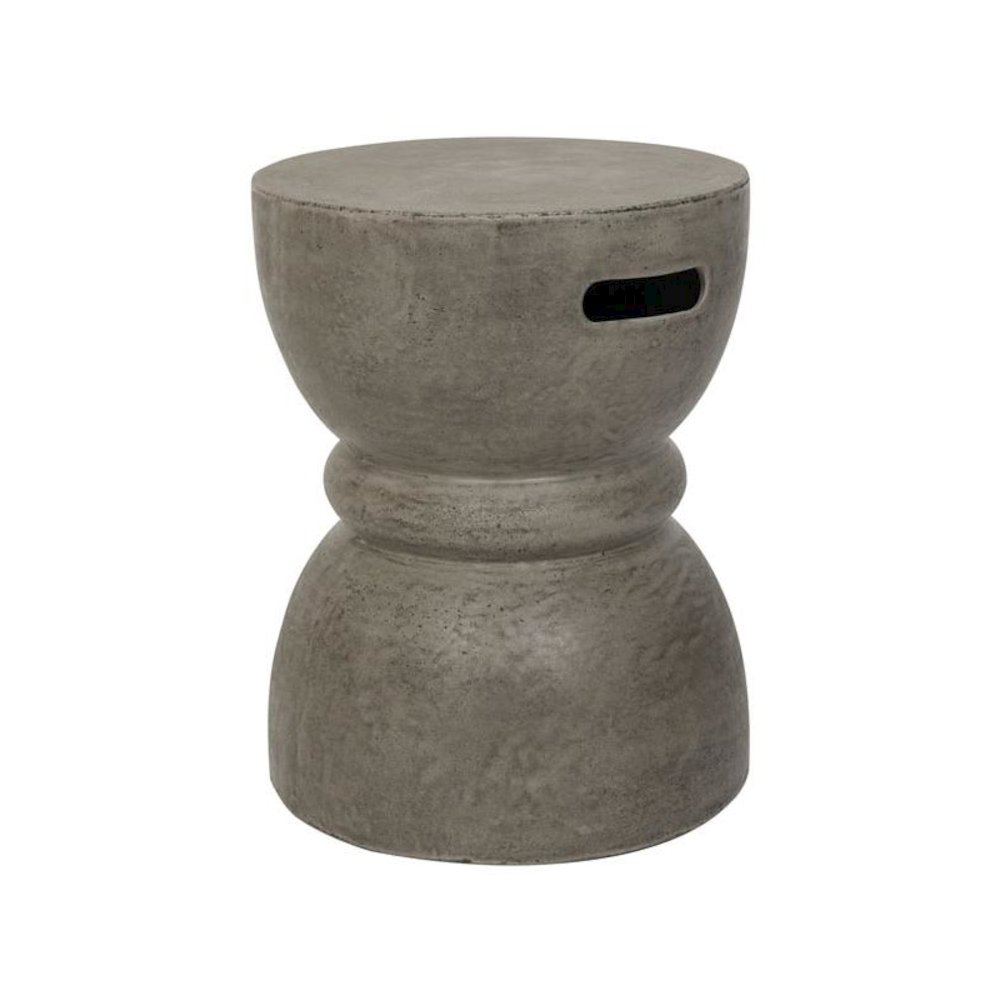 Haruki Indoor/Outdoor Modern Concrete Round 17.7-Inch H Accent Table. Picture 1