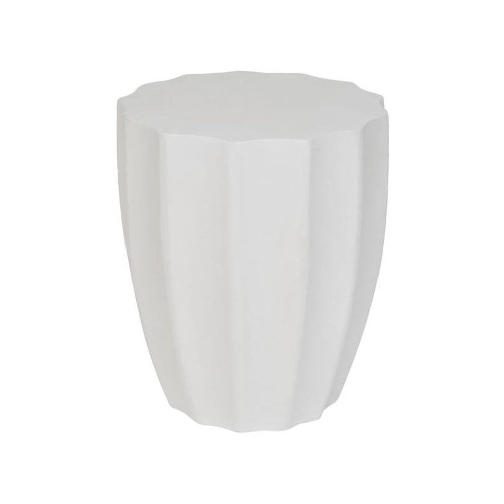 Jaslyn Indoor/Outdoor Modern Concrete Round 17.7-Inch H Accent Table. Picture 1