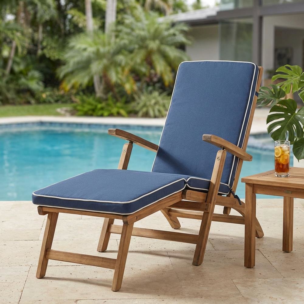 Outdoor Lounge Chair In Finished Acacia, Foam-Filled Seat, Galvanized Steel. Picture 3