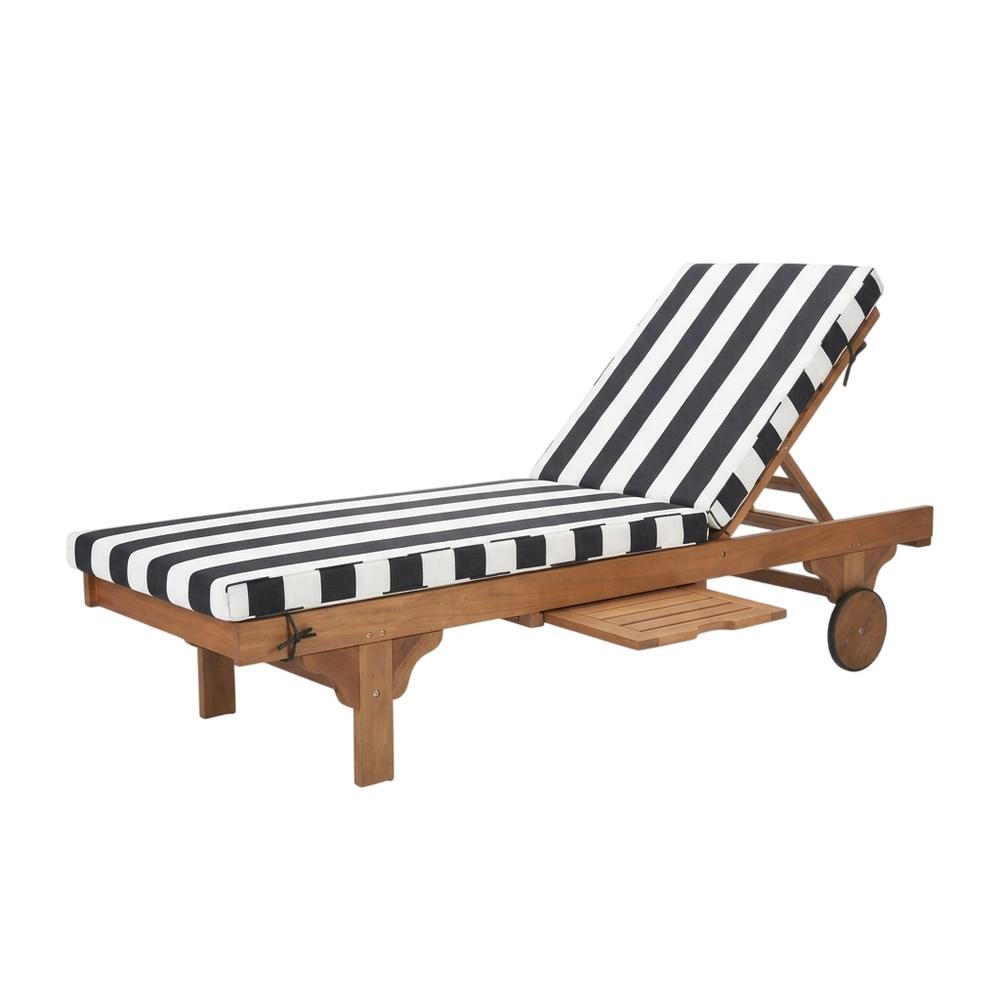 Outdoor Lounge Chair With Side Table In Eucalyptus And Silver Metal. Picture 1