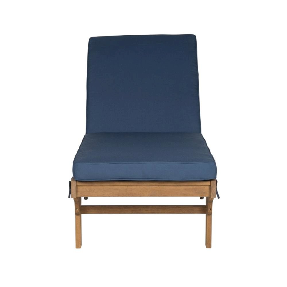 Outdoor Lounge Chair With Side Table In Eucalyptus Wood And Silver Finish. Picture 4