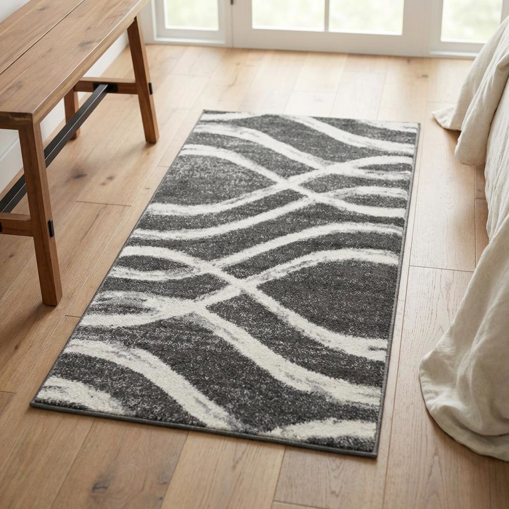Charcoal and Ivory Area Rug, Power Loomed Polypropylene Pile, Small Rectangle. Picture 3