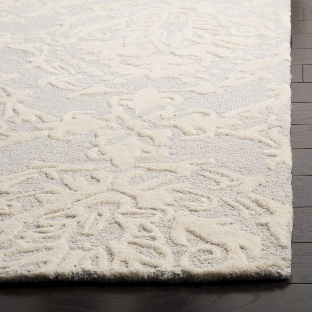 BLOSSOM, LIGHT GREY / IVORY, 5' X 8', Area Rug, BLM107A-5. Picture 1