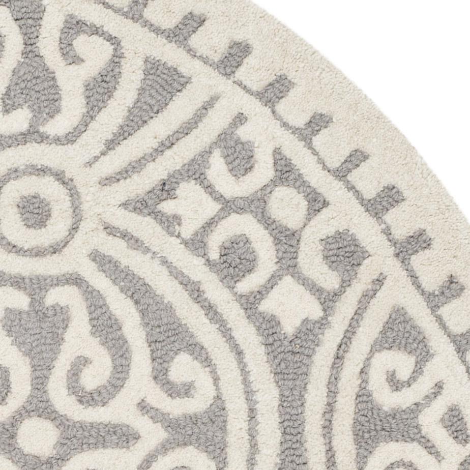 CAMBRIDGE, SILVER / IVORY, 4' X 4' Round, Area Rug, CAM123D-4R. Picture 3