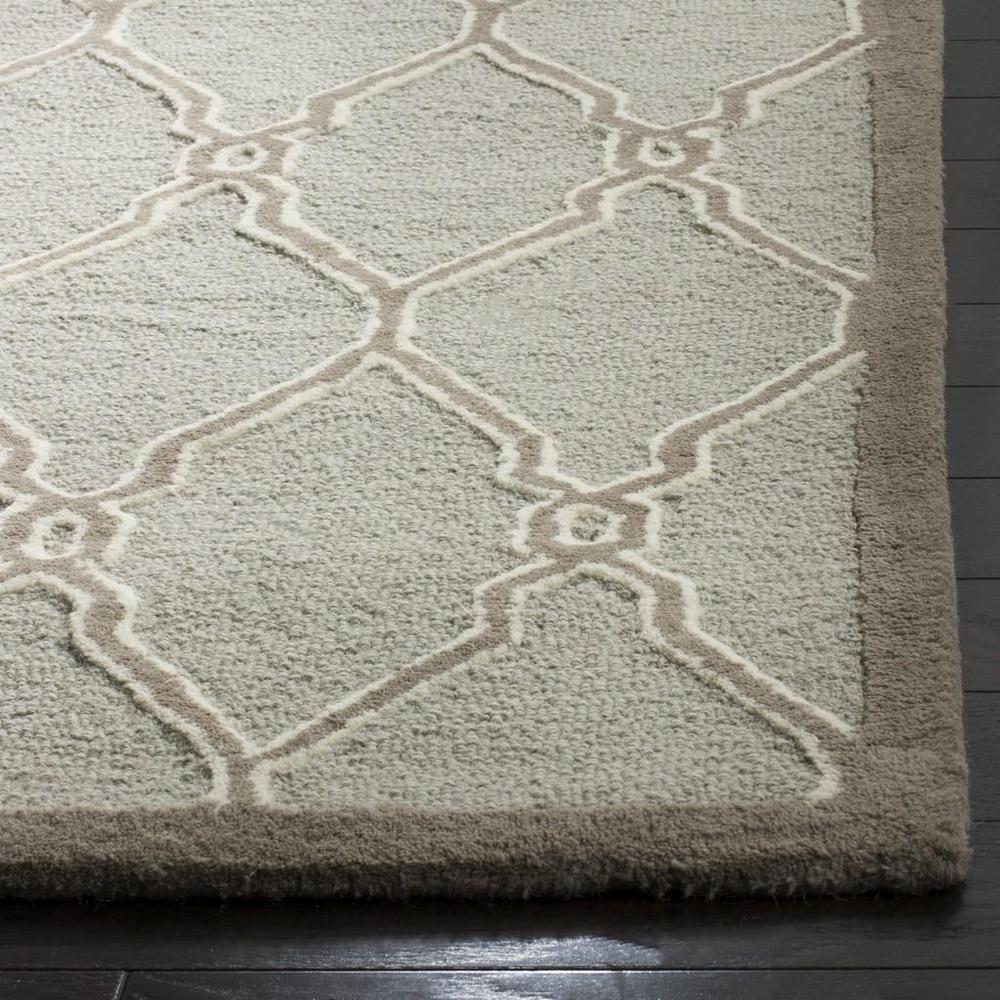 CAMBRIDGE, LIGHT GREY / IVORY, 6' X 9', Area Rug. Picture 1