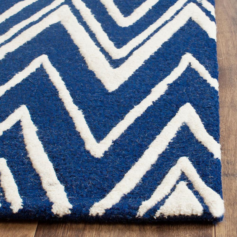 CAMBRIDGE, NAVY / IVORY, 2'-6" X 12', Area Rug, CAM711M-212. Picture 1