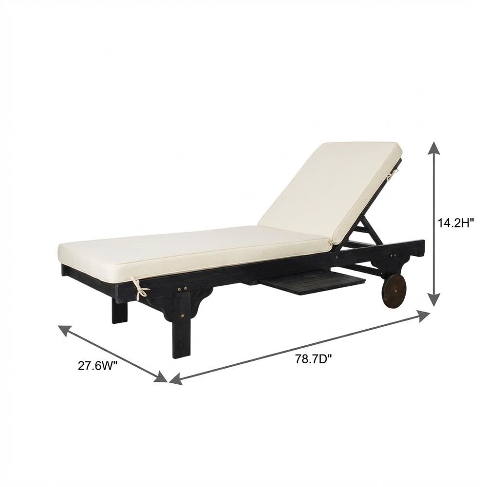 Outdoor lounge chair with side table in eucalyptus wood and black finish. Picture 7