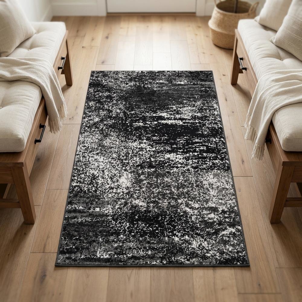 Gray and Black Area Rug with Power Loomed Polypropylene Pile for Accent Spaces. Picture 3