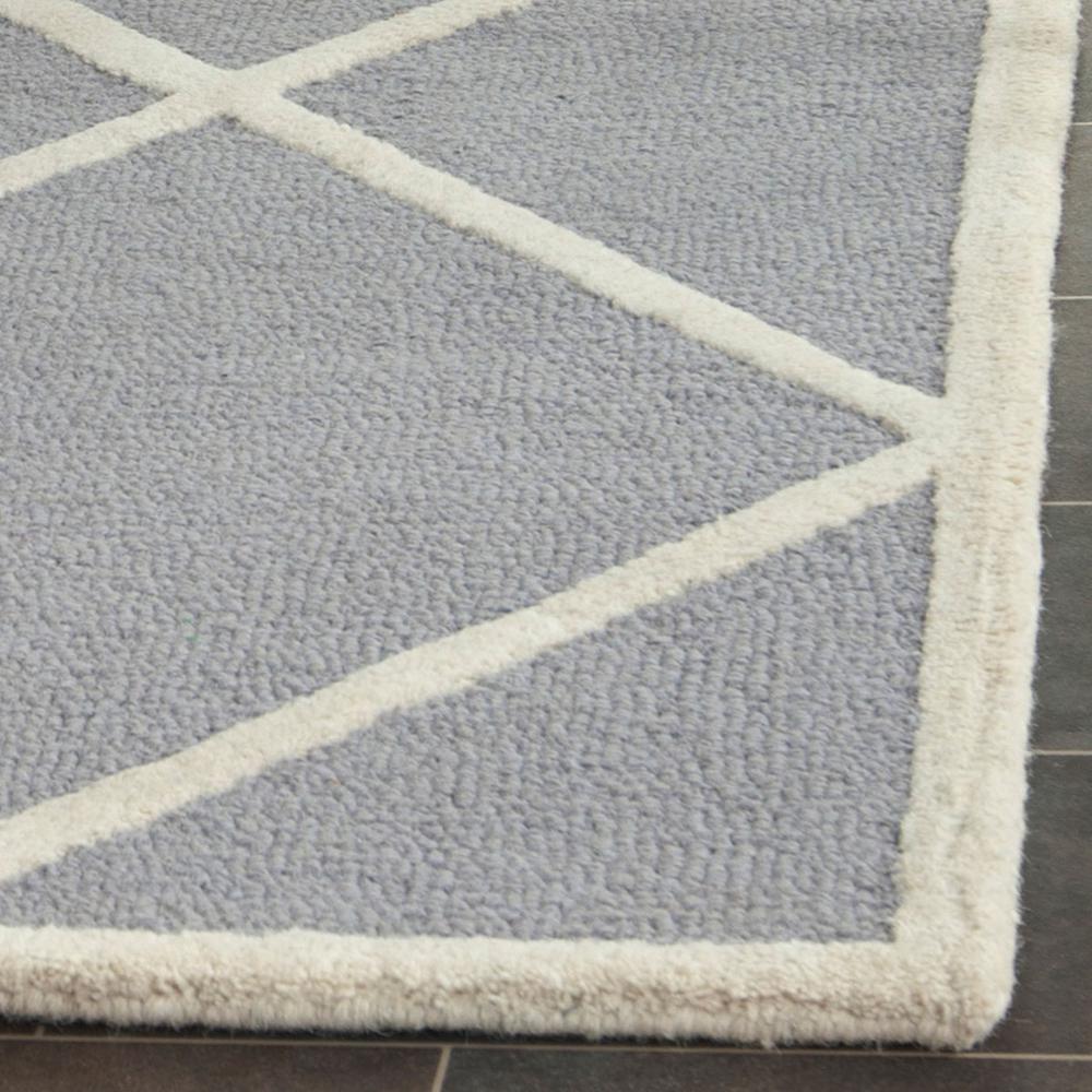 CAMBRIDGE, SILVER / IVORY, 2'-6" X 6', Area Rug, CAM136D-26. Picture 1