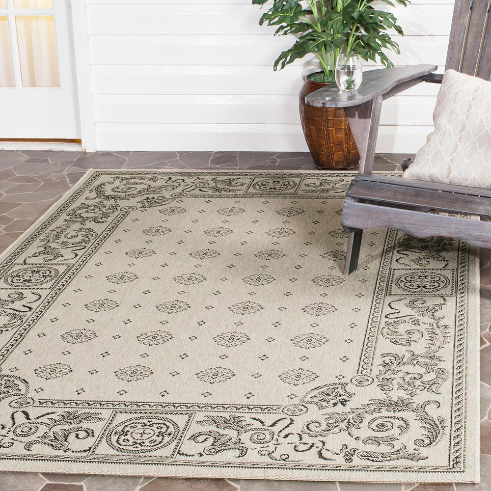 COURTYARD, SAND / BLACK, 6'-7" X 6'-7" Round, Area Rug, CY1356-3901-7R. Picture 1