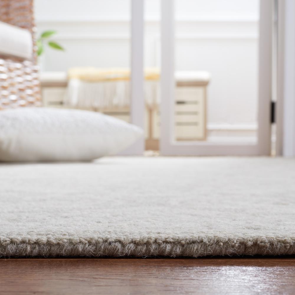 MICRO-LOOP, SILVER, 5' X 5' Round, Area Rug. Picture 2