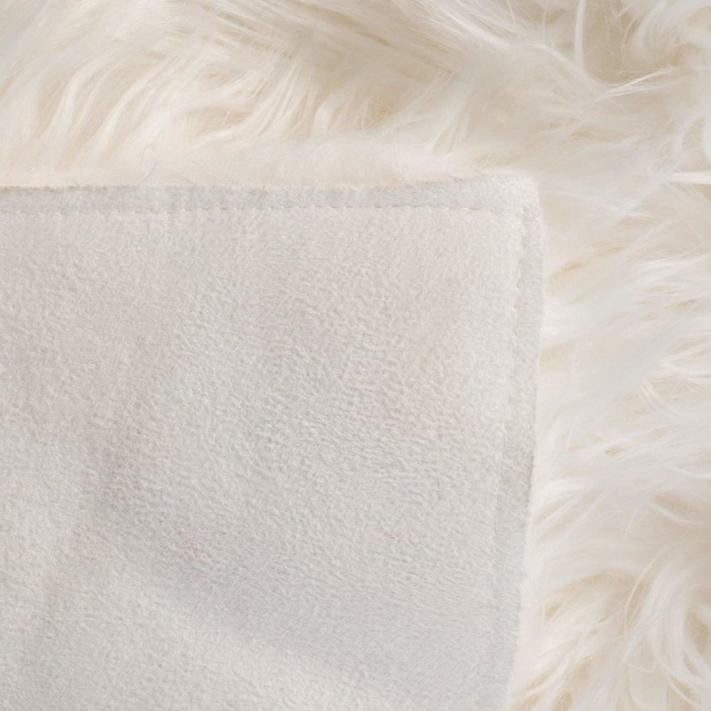 FAUX SHEEP SKIN, IVORY, 4' X 6', Area Rug, FSS115A-4. Picture 7