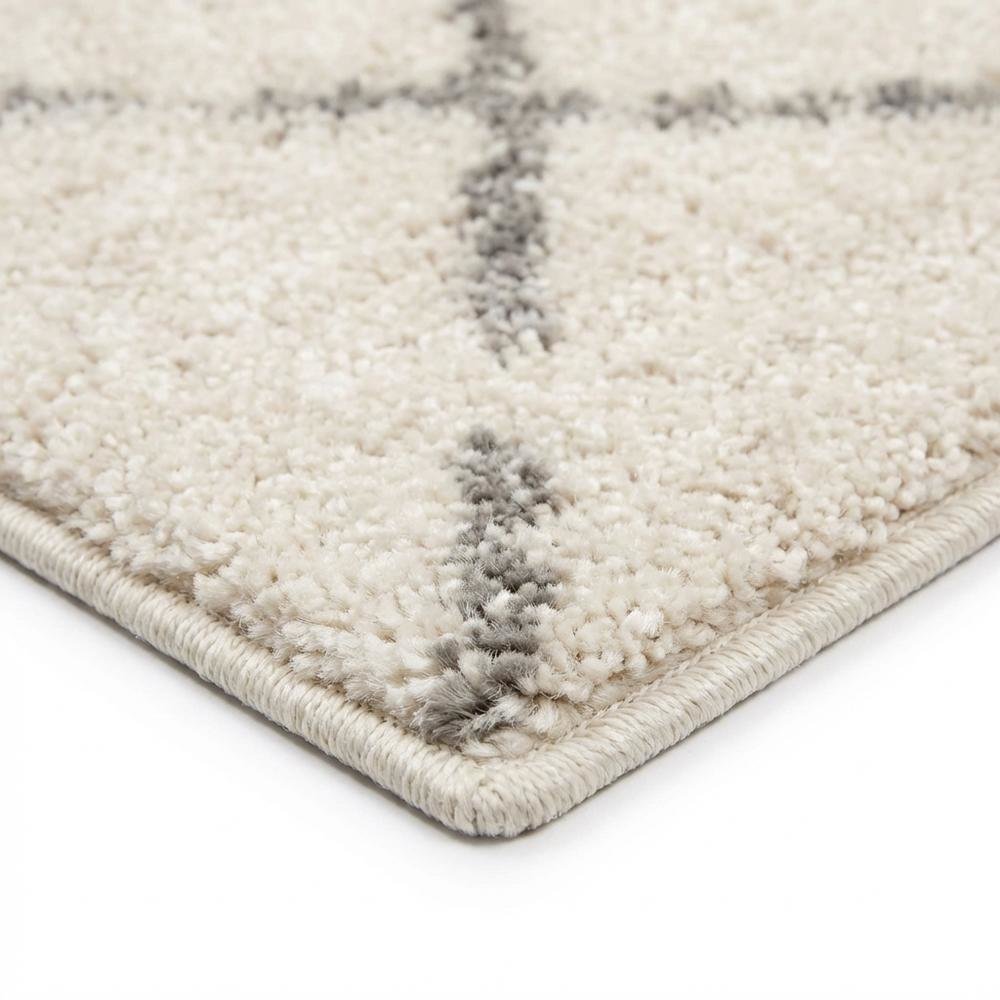 Ivory/Beige Area Rug with Power Loomed Large Rectangle Design for Living Room. Picture 6