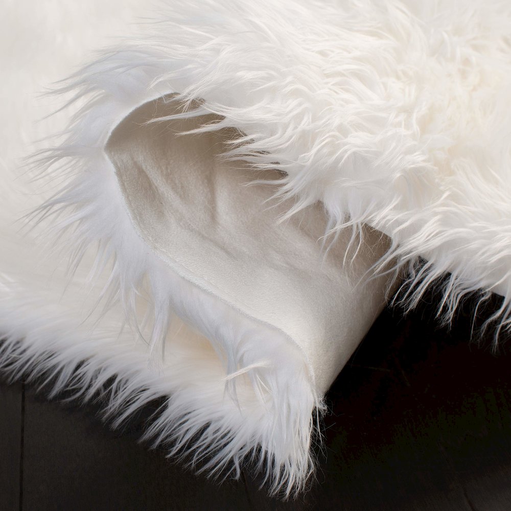 FAUX SHEEP SKIN, IVORY, 4' X 6', Area Rug, FSS115A-4. Picture 6