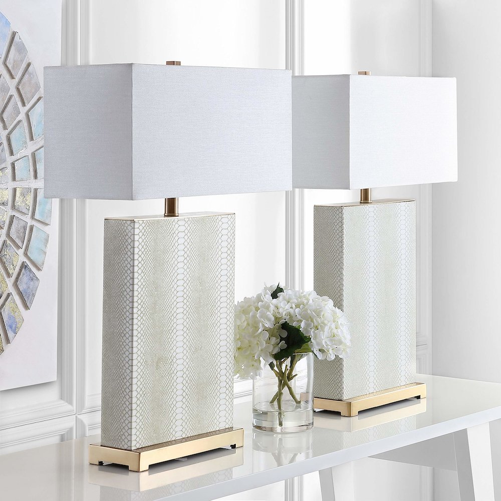 JOYCE 27.75-INCH H TABLE LAMP. Picture 2