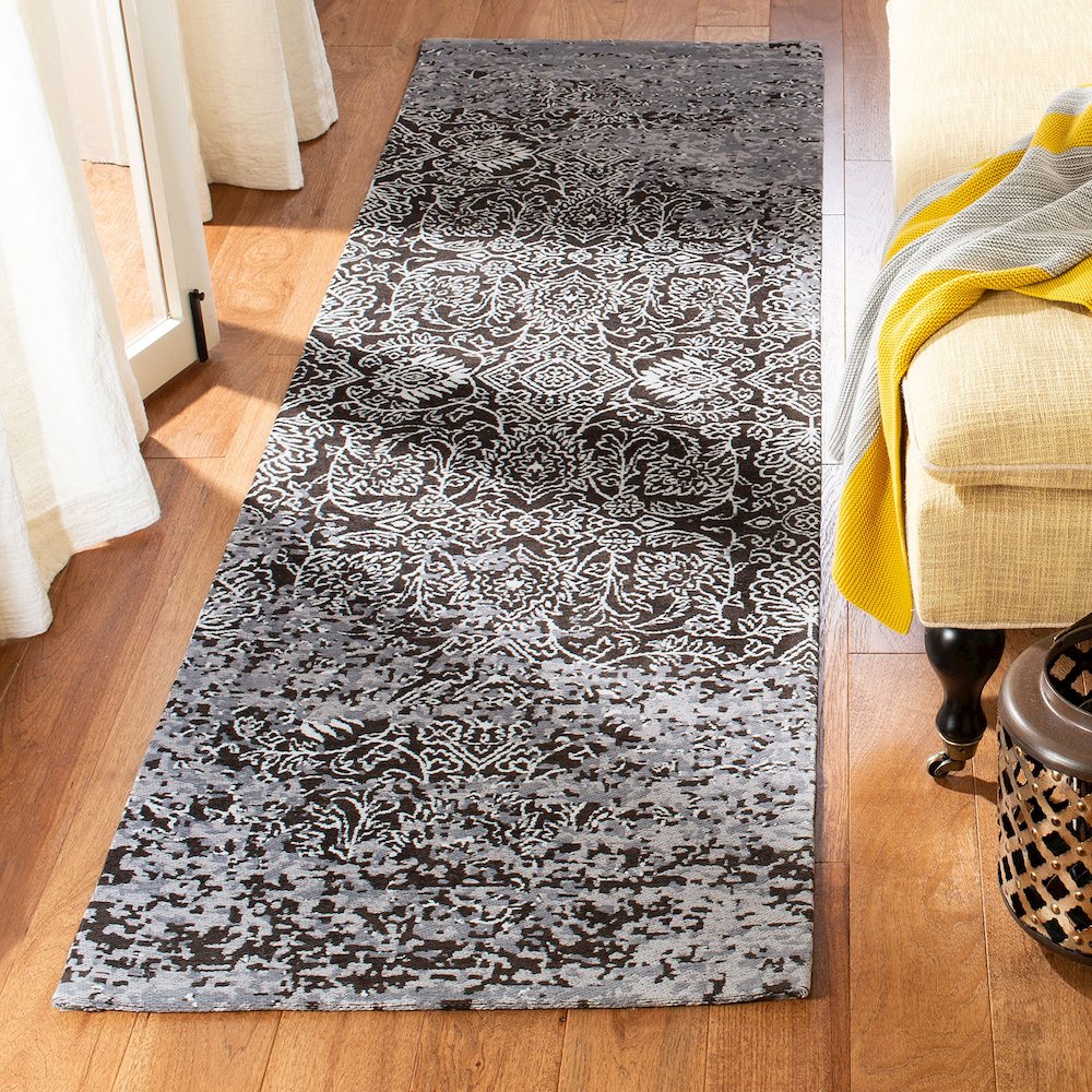 CLV-CLASSIC VINTAGE, SILVER / BROWN, 2'-3" X 8', Area Rug. Picture 2