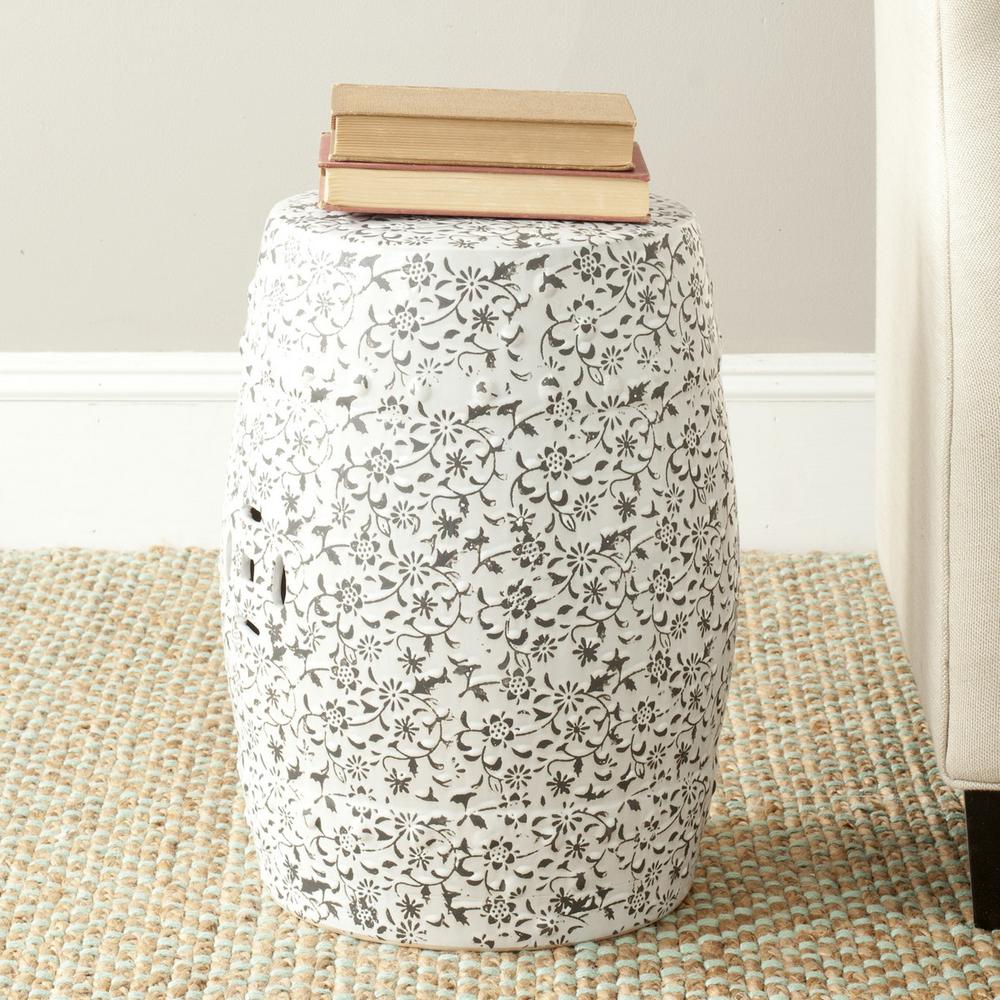 FLOWER & VINE GARDEN STOOL. Picture 1