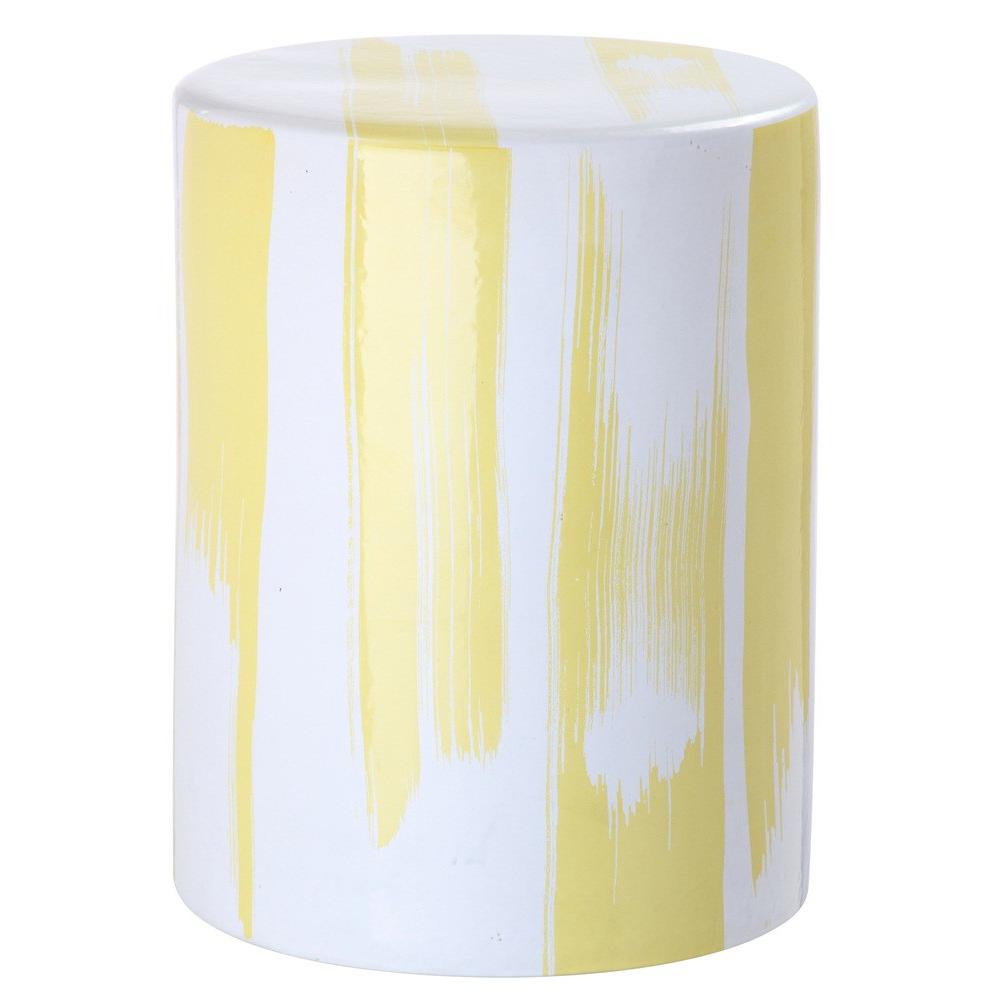 Talon Garden Stool, Yellow. Picture 1