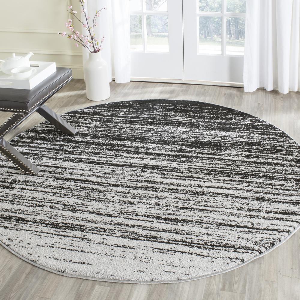 Adirondack, SILVER / BLACK, 4' X 4' Round, Area Rug, ADR113A-4R. Picture 1