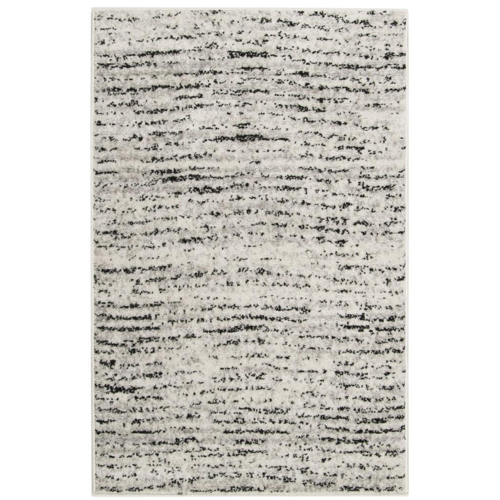 Adirondack, IVORY / SILVER, 2'-6" X 4', Area Rug, ADR117B-24. Picture 1