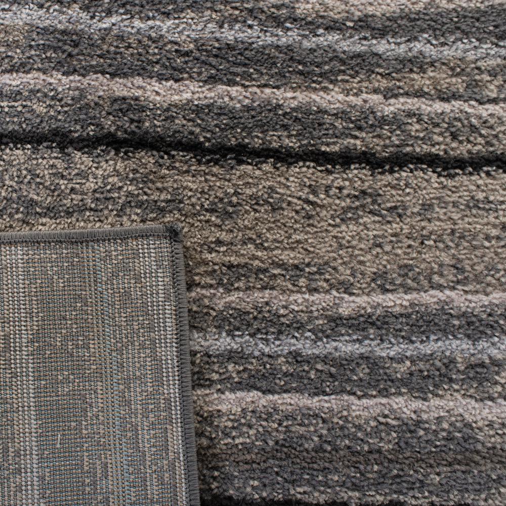 AMSTERDAM, SILVER / BEIGE, 5'-1" X 7'-6", Area Rug. Picture 1