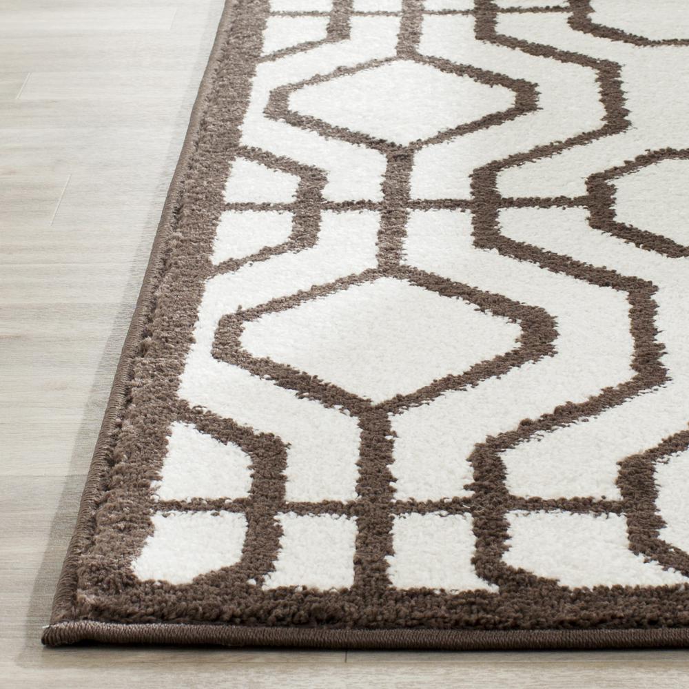 AMHERST, IVORY / BROWN, 2'-3" X 7', Area Rug. Picture 4