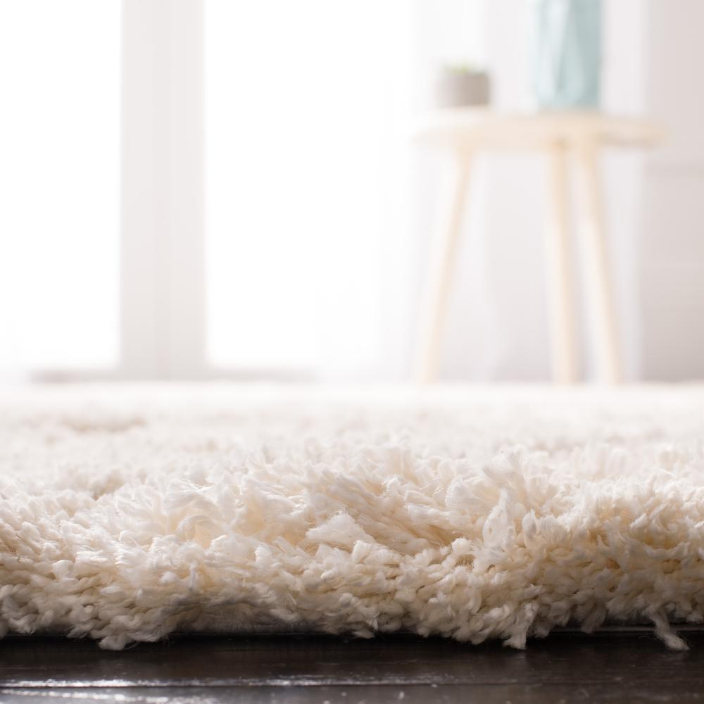 ADRIANA SHAG, CREAM / GREY, 5'-1" X 7'-6", Area Rug. Picture 2