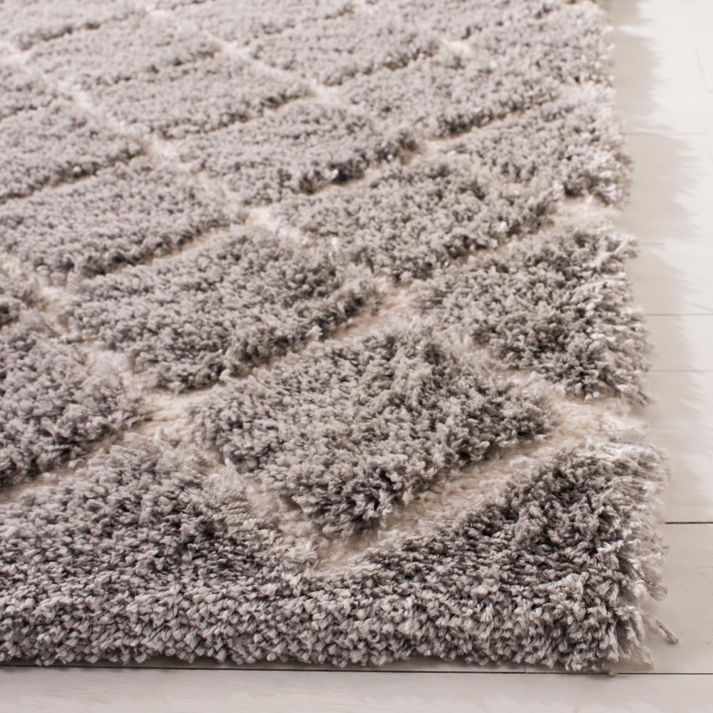 ADRIANA SHAG, LIGHT GREY / CREAM, 5'-1" X 7'-6", Area Rug. Picture 2