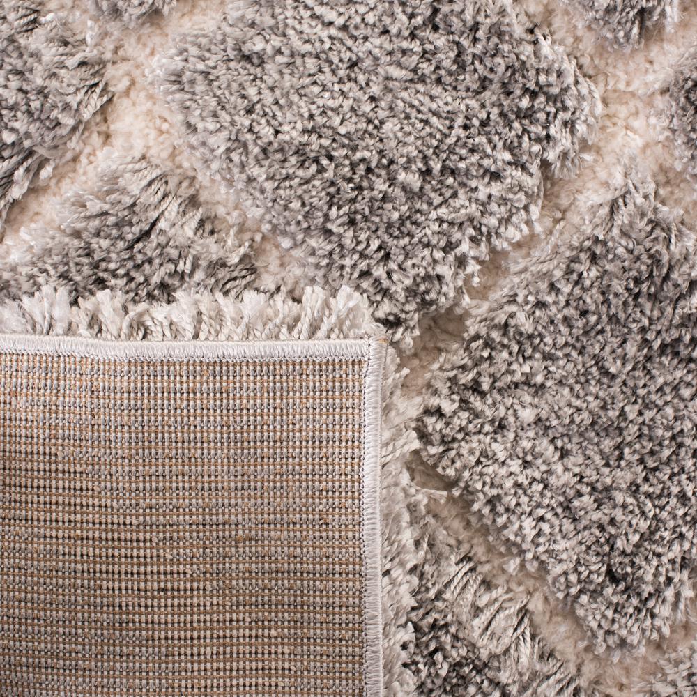 ADRIANA SHAG, LIGHT GREY / CREAM, 5'-1" X 7'-6", Area Rug. Picture 1