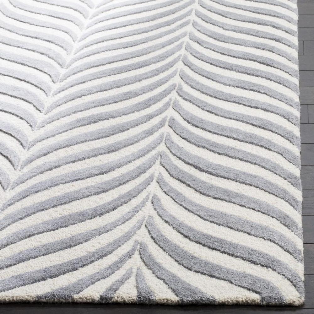 BELLA, IVORY / GREY, 6' X 9', Area Rug, BEL135B-6. Picture 1