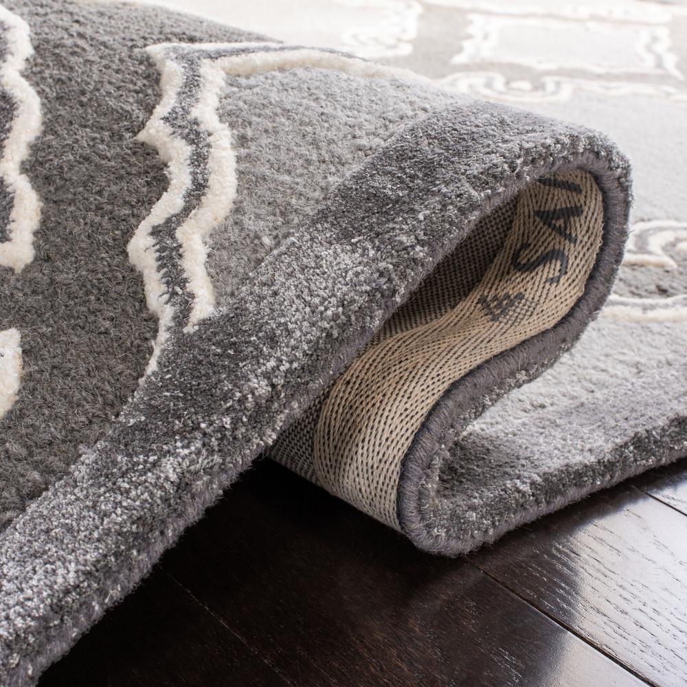 BELLA, GREY / LIGHT GREY, 6' X 9', Area Rug. Picture 4