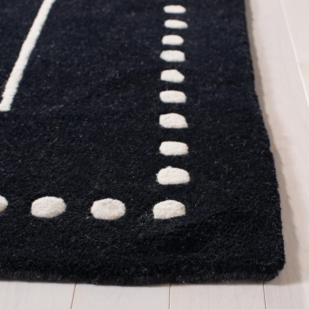 BELLA, BLACK / IVORY, 6' X 9', Area Rug, BEL151E-6. Picture 3