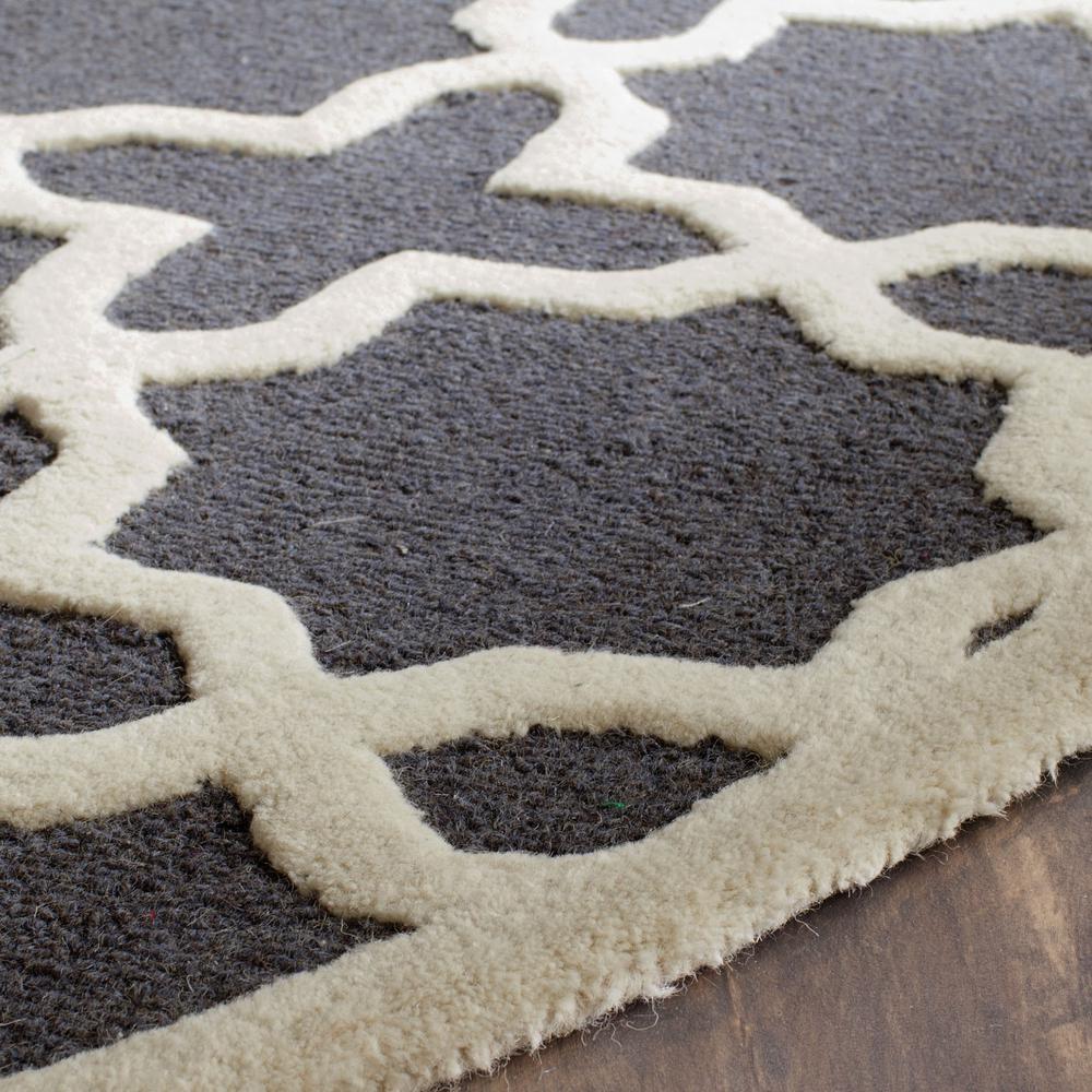 CAMBRIDGE, DARK GREY / IVORY, 8' X 8' Round, Area Rug, CAM125X-8R. Picture 1