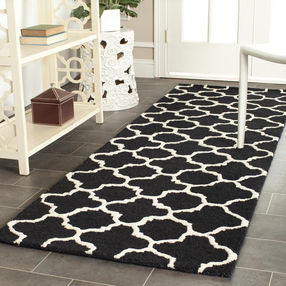 CAMBRIDGE, BLACK / IVORY, 2' X 3', Area Rug, CAM130E-2. Picture 8