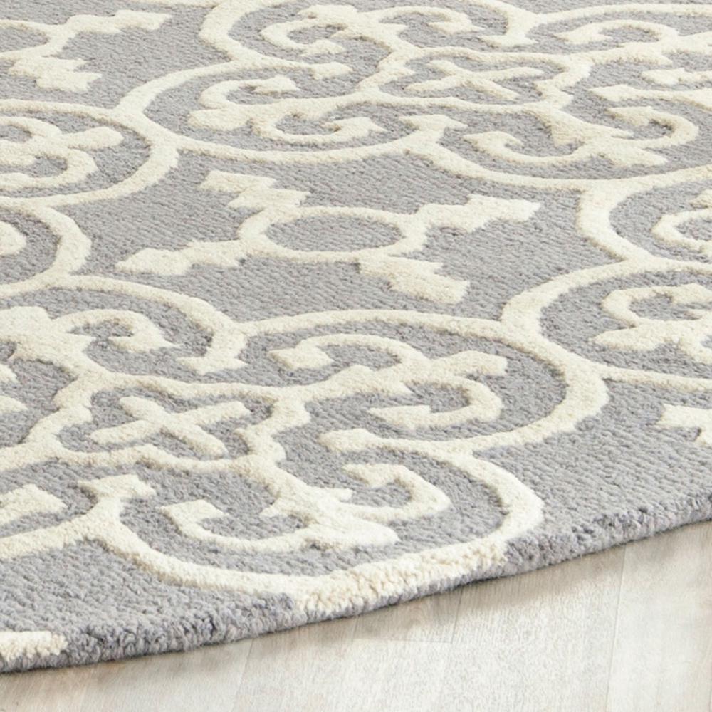 CAMBRIDGE, SILVER / IVORY, 4' X 4' Round, Area Rug, CAM133D-4R. Picture 1
