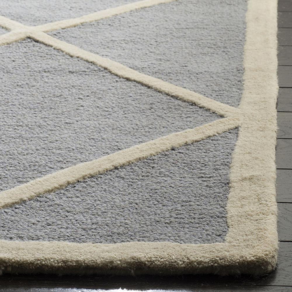 CAMBRIDGE, SILVER / IVORY, 4' X 6', Area Rug, CAM136D-4. Picture 1