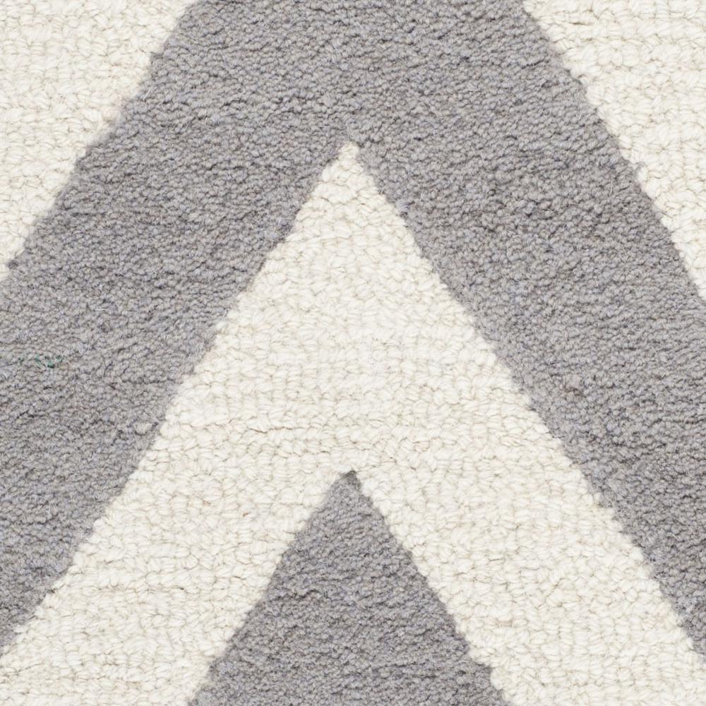 CAMBRIDGE, SILVER / IVORY, 2' X 3', Area Rug, CAM139D-2. Picture 2